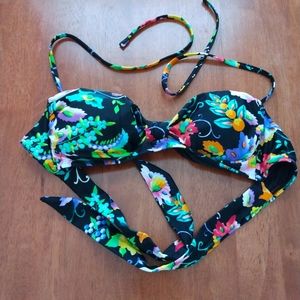 Nine West, multicolor floral, knot front bikini top, medium, super cute, new
